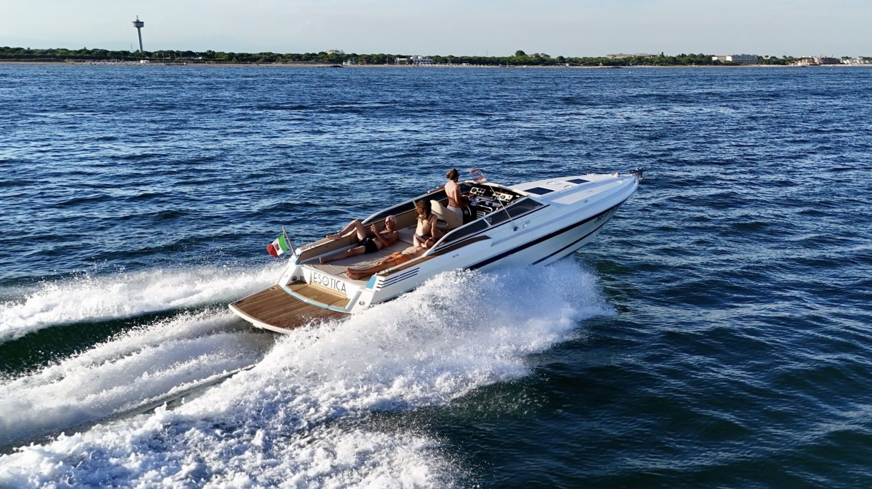 Agenzia day charter